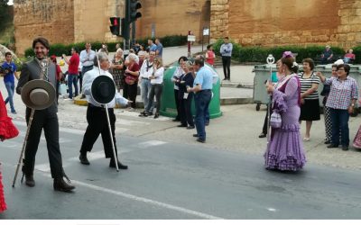 Así nos ven, así nos quieren en Niebla· Enhorabuena, Fernando