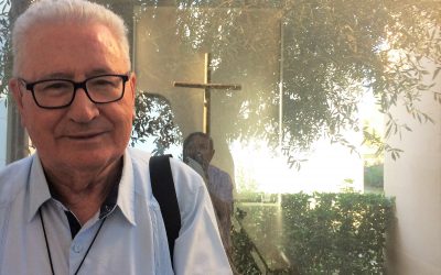 José Santos hoy 10/10/17 regresa a México mientras muere en Requejo su hermana ‘Anica’; estamos con José, con ellos
