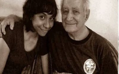 Esto es Comunicación. La verdad: Macario, leyéndole, ha humedecido mis ojos y seguro los vuestros