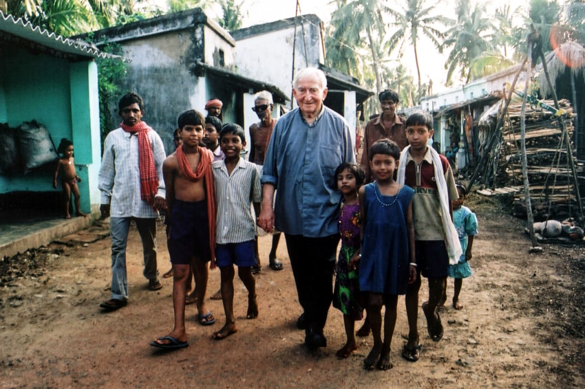 Videos sobre P. Marian Zelazek, el padre de los leprosos de la India